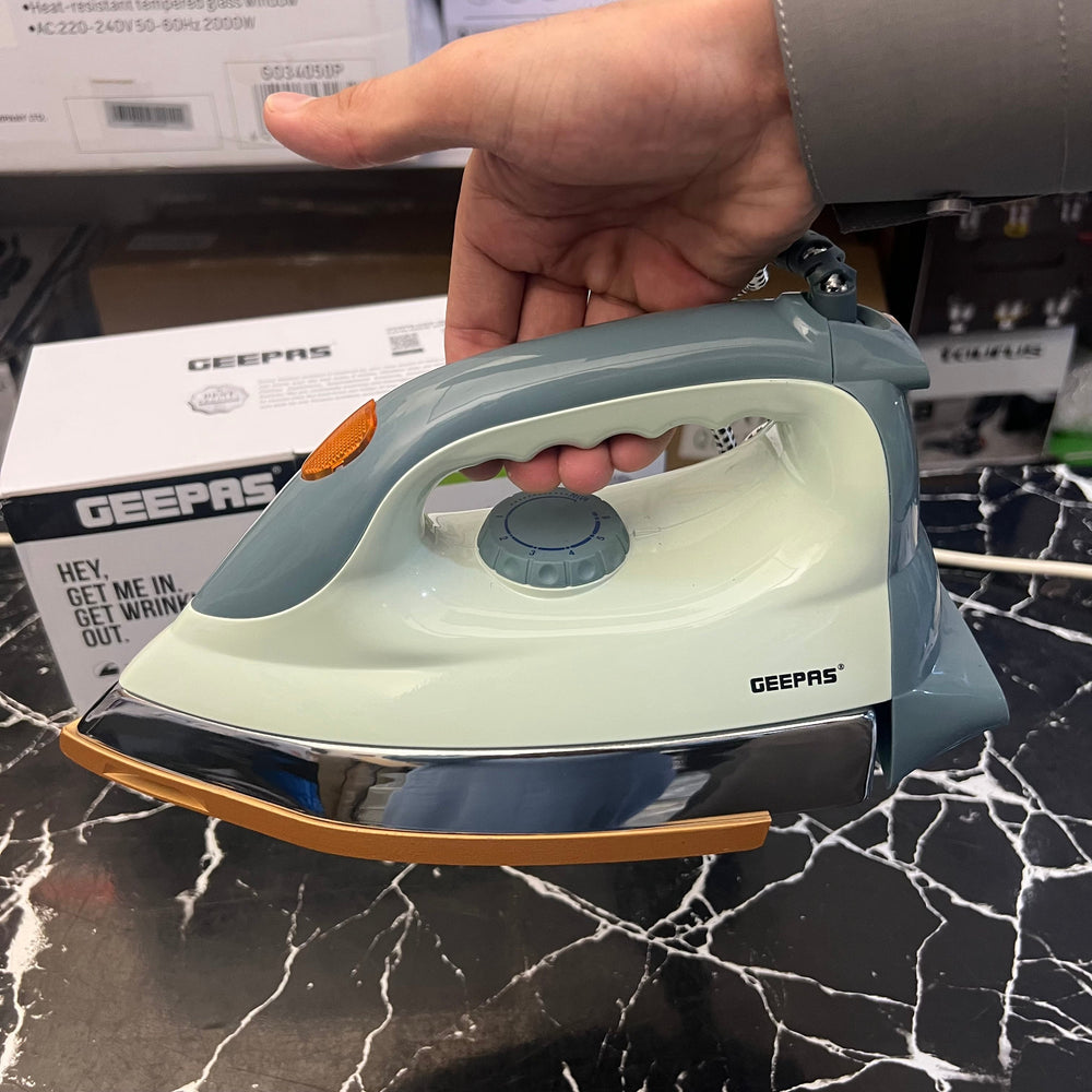 Geepas Automatic Dry Iron GDI23021P